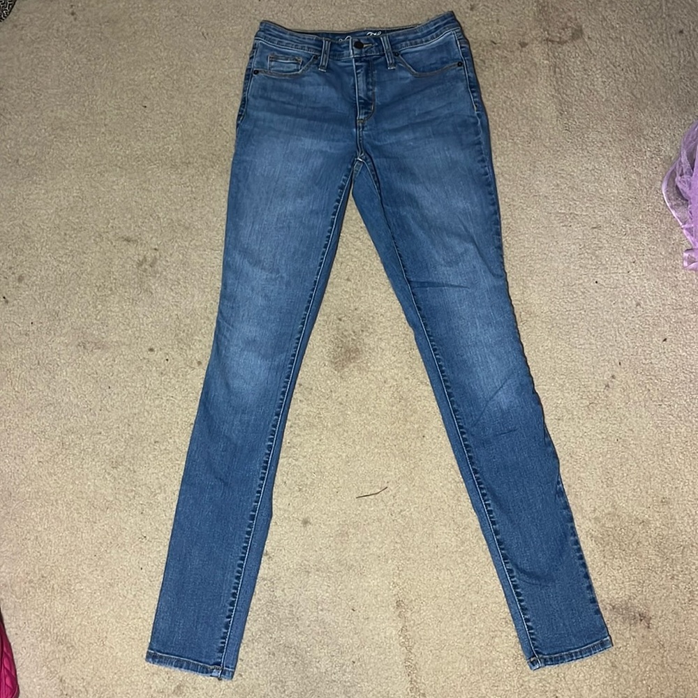 Universal Thread Jeans